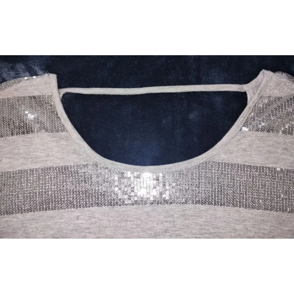 Women's Two Hearts Gray w/Silver Sequins Striped Top (Size Lg) - Picture 2 of 6